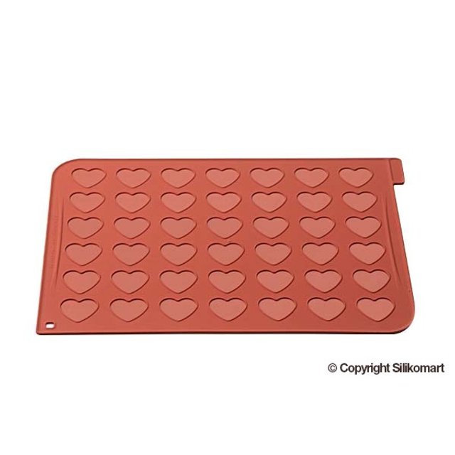 Obrázek produktu Podložka silikon terakota: SRDCE 42ks makronek   30x40cm