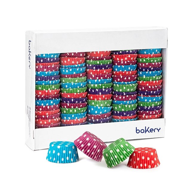 Obrázek produktu Košíčky na muffiny MIX BAREV puntíky pr.50mm v.32mm 2000ks DECO