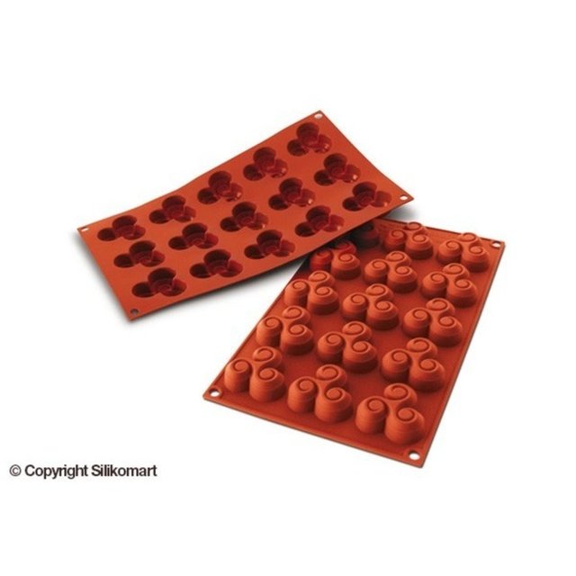 Obrázek produktu Forma silikon terakota: TRISKEL 50x50mm v.17mm 20ml 15ks